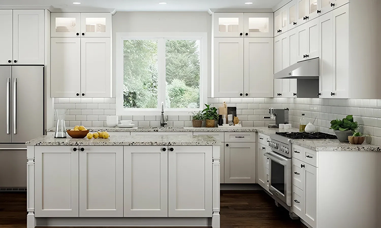 10 Stunning Shaker White Cabinets Ideas for Your Kitchen